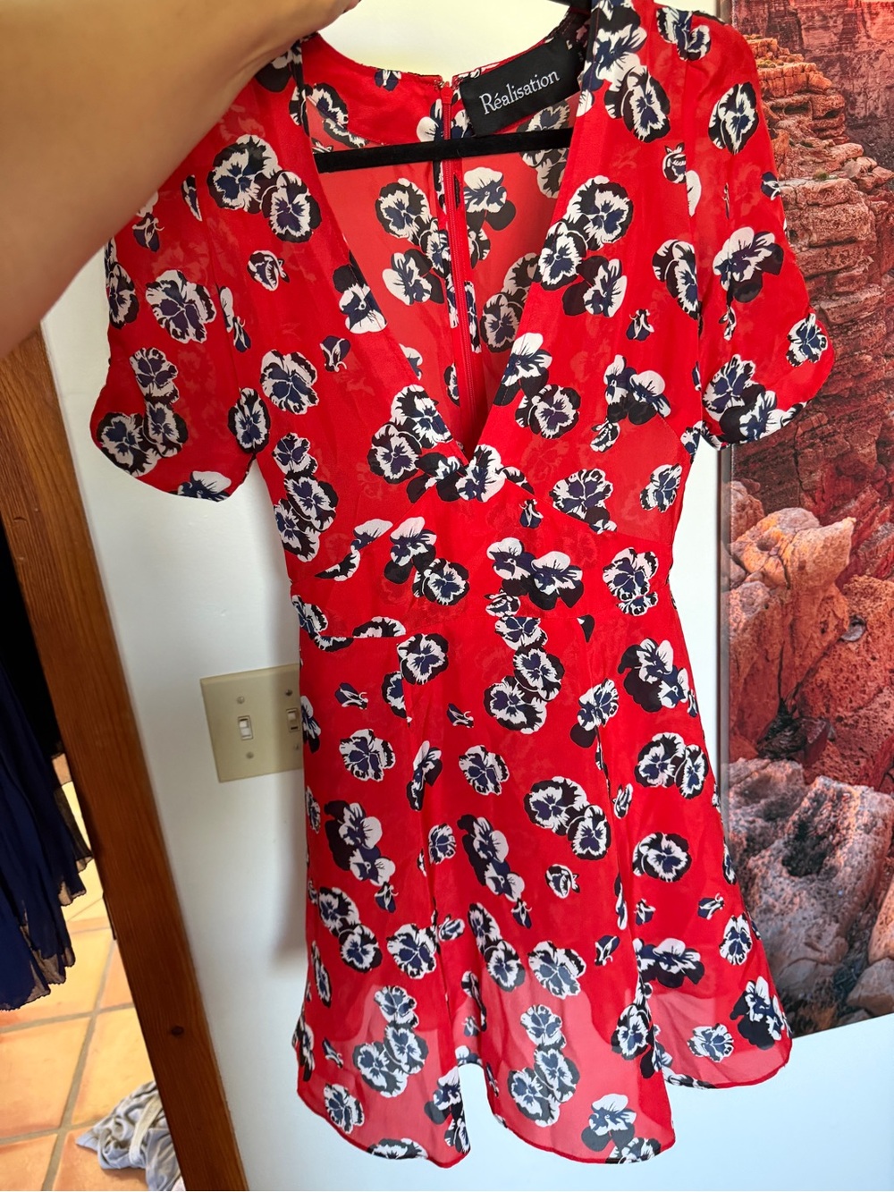 Réalisation Par Red Floral Mini Dress with Navy & White Print - Picture 3 of 4